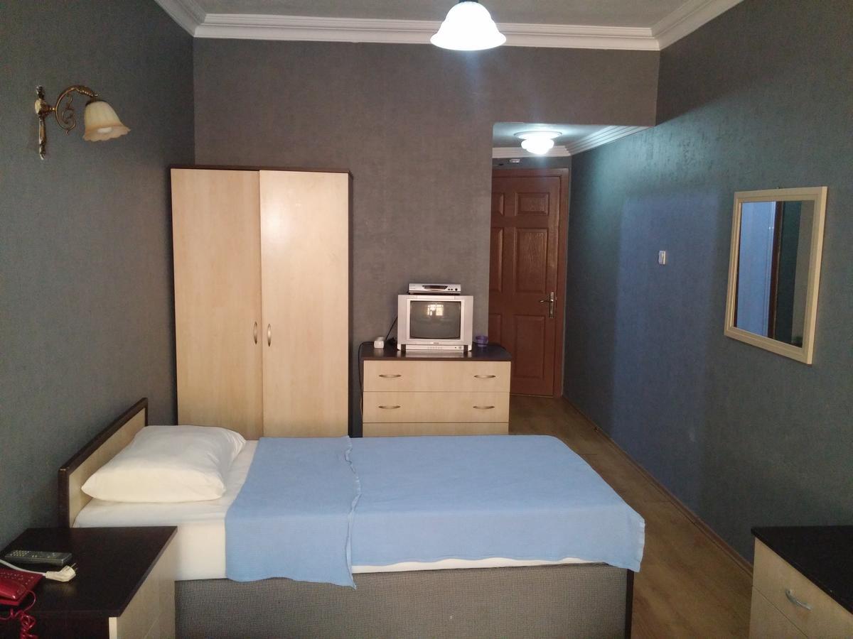 Deniz Hotel Kozlu Екстер'єр фото