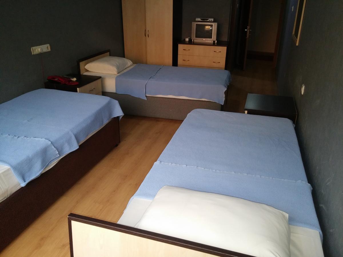 Deniz Hotel Kozlu Екстер'єр фото
