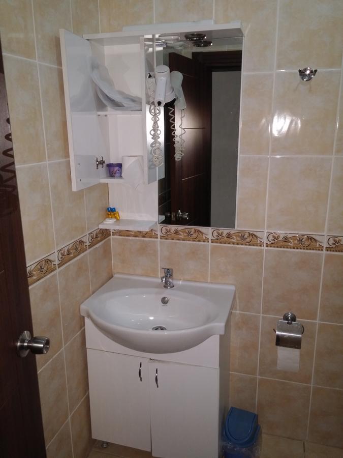 Deniz Hotel Kozlu Екстер'єр фото